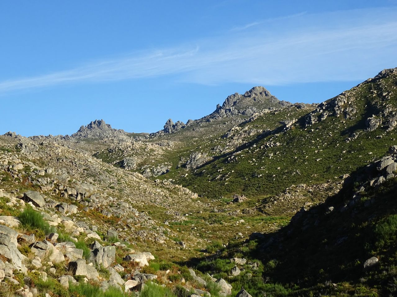 MONTAÑISMO ALTERNATIVO EN EL XURÉS-GERÈS. 11-12 de noviembre